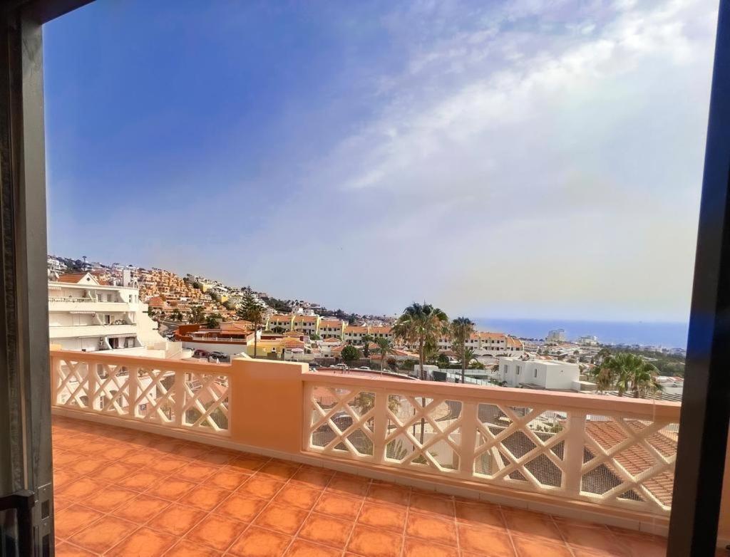 Paradise Seaview Apartament